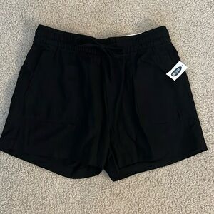 NEW W TAGS Old Navy black linen shorts